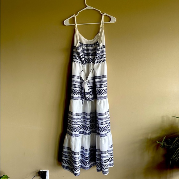 Elegant White and Blue Patterned Maxi Dress XXL - Picture 3 of 7
